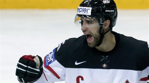 Kanadský obránce Aaron Ekblad se raduje ze vstřelené branky na mistrovství... Kanadský obránce Aaron Ekblad se raduje ze vstřelené branky na mistrovství...