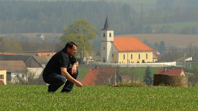 Proti tb bentonitu loni bojovali obyvatel nedalek Skalice. Tak oni podepisovali petici.