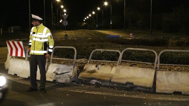 idi naboural na prask Novodvorsk ulici do taxku a pak sm havaroval a skonil na boku.