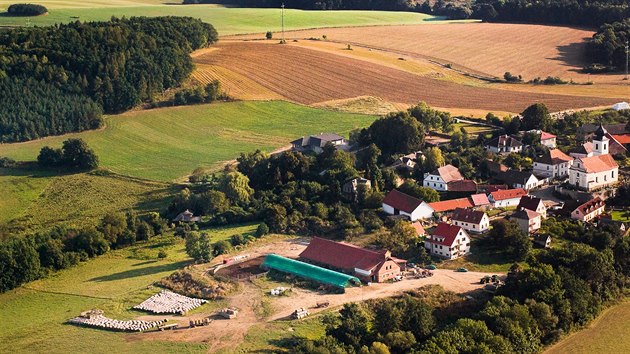 Trvale udriteln zemdlsk hospodaen v Okrouhlicch z pta perspektivy