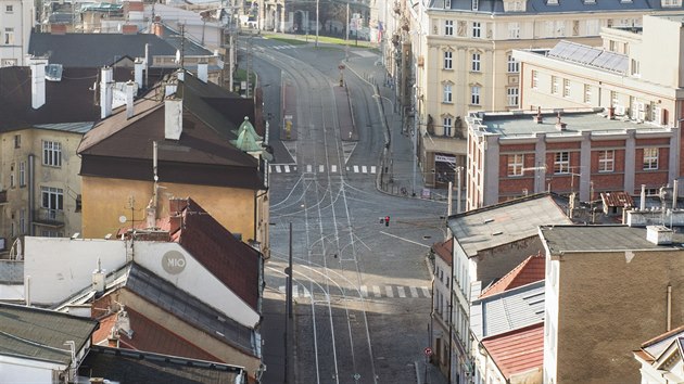 Jeden ze snmk pouitch pro nov spot Olomouc Without Motion od olomouckho fotografa Jakuba Hutyry. Zbr z ulice 8. kvtna pes nmst Hrdin do ulice Palackho.