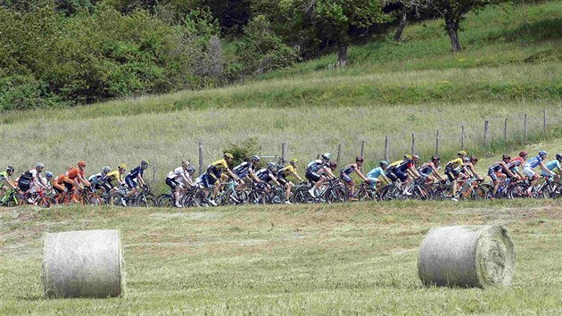 Cyklistick peloton v pt etap Gira d'Italia