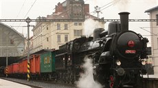 Replika legionáského vlaku z první svtové války vyrazila z praského Hlavního...