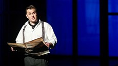 Tomáš Savka na prknech Divadla Jiřího Myrona v Ostravě v muzikálu Evita. Za... Tomáš Savka na prknech Divadla Jiřího Myrona v Ostravě v muzikálu Evita. Za...