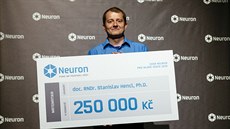 Staniclav Hencl, laureát ceny Neuron pro mladé vědce za rok 2015 v oboru... Staniclav Hencl, laureát ceny Neuron pro mladé vědce za rok 2015 v oboru...