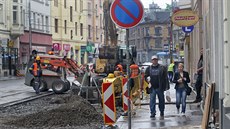 Rekonstrukce ostravské Nádraní ulice ubliuje majitelm obchod.