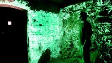 Stěny pod hradem Špilberk jsou zřejmě natřeny fosforeskující barvou. Stěny pod hradem Špilberk jsou zřejmě natřeny fosforeskující barvou.