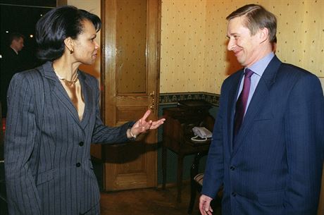 Condoleezza Riceov a Sergej Ivano pi setkn v Moskv v dubnu 2003