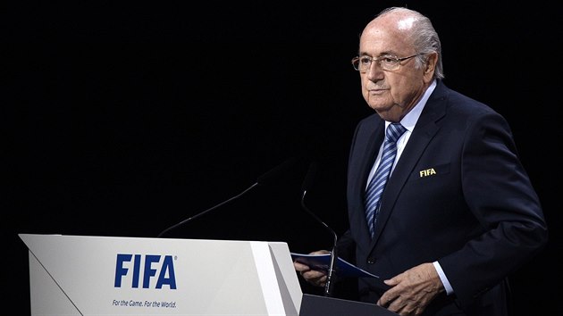 Prezident FIFA Sepp Blatter se chyst zahjit volebn kongres.