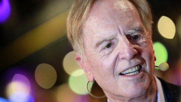 Bývalý éf Pepsi a Apple John Sculley na praské konferenci Engage 2015.