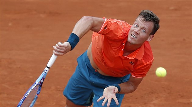 Tom Berdych v duelu 1. kola Roland Garros s Japoncem Niiokou.