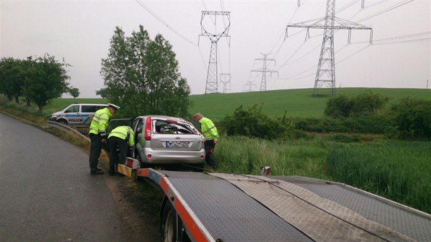 idi u Sentic pevrtil auto na stechu (26. 5. 2015).