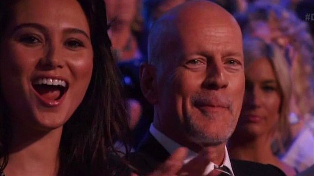 Bruce Willis a jeho druh manelka Emma Hemingov na finle Dancing With The Stars