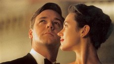 Russell Crowe a Jennifer Connellyová jako John a Alicia Nashovi