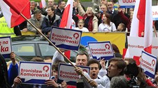 Podporovatelé souasného polského prezidenta Bronislawa Komorowského i jeho...