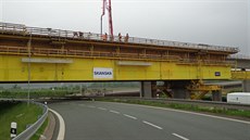 Konstrukce se tento týden plnila betonem. Po zatvrdnutí se celá tzv. skruž... Konstrukce se tento týden plnila betonem. Po zatvrdnutí se celá tzv. skruž...