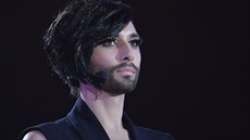 Eurosong 2015: loská vítzka vousatá zpvaka Conchita se ujala role...