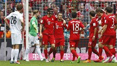 Radost hrá Bayernu Mnichov bhem utkání s Mohuí