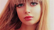 ivocí Barbie z Ruska Angelika Kenovová