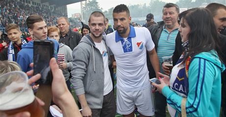 FOTO, PROSÍM. Fanouci Baníku Ostrava i Milan Baro se louí s legendárními...