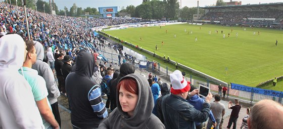 LOUENÍ. Poslední zápas na ostravských Bazalech, Baník remizoval s Duklou 1:1.