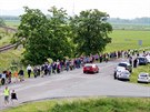 Nkolik stovek lidí se vydalo na pou z Pohoelic do Brna, aby uctili památku...