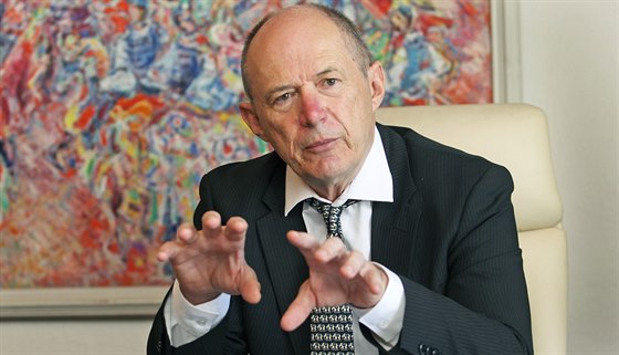 Rektor Ostravské univerzity Jan Lata.