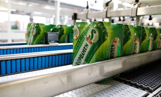 Pivovary Staropramen investovaly díky zájmu o pivo v plechovkách 100 milion...