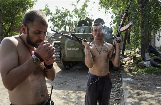 Prorutí separatisté nedaleko Doncku (26. kvtna 2015)