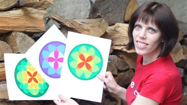 Kromě dětských skládaček navrhla Zuzana Šedivá i skládací mandaly pro dospělé.