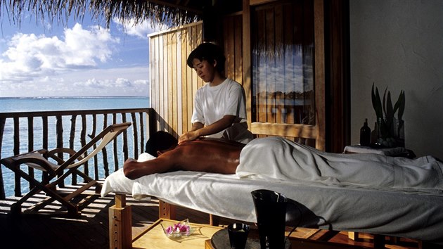 Hotelem roku 2015 byl zvolen resort Gili Lankanfushi na Maledivch.