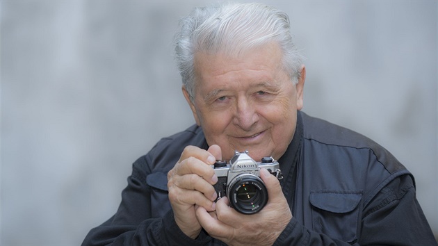 Fotograf Jiří Všetečka. Fotograf Jiří Všetečka.