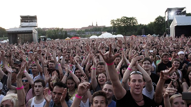 Na megakoncert skupiny Kabát v Olomouci dorazilo 14 tisíc lidí, dle ohlas...