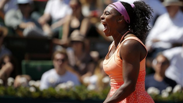 Serena Williamsov a jej radost ve finle Roland Garros