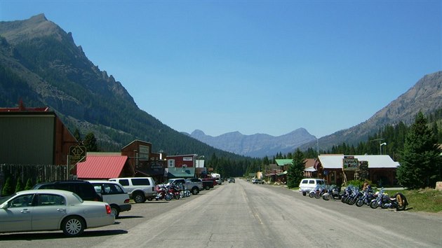 Cooke City - Main Street