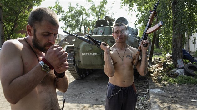 Prorutí separatisté nedaleko Doncku (26. kvtna 2015)