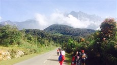 Zemětřesení v Malajsii na hoře Kinabalu. (5. června 2015) Zemětřesení v Malajsii na hoře Kinabalu. (5. června 2015)