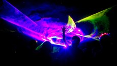 Tikrát denn je mono sledovat unikátní barevnou laser show.