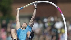 Francouzský tyčkař Renaud Lavillenie Francouzský tyčkař Renaud Lavillenie
