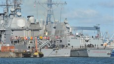 Válečné lodě NATO kotví v polské Gdyni Válečné lodě NATO kotví v polské Gdyni