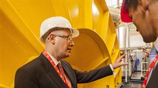 Premiér Bohuslav Sobotka navštívil v sobotu Jadernou elektrárnu Temelín. Premiér Bohuslav Sobotka navštívil v sobotu Jadernou elektrárnu Temelín.
