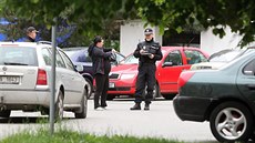 Vjezd do havlíčkobrodského sídliště V Rámech, ačkoliv je zde velké parkoviště... Vjezd do havlíčkobrodského sídliště V Rámech, ačkoliv je zde velké parkoviště...
