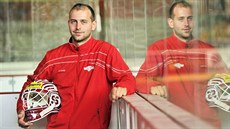 Hokejový brankář Filip Novotný. Hokejový brankář Filip Novotný.