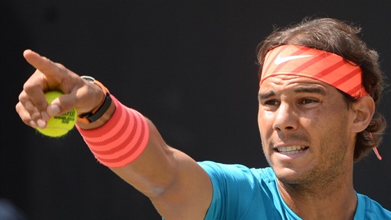 ZASE VÍTZNÝ. Rafael Nadal poprvé od roku 2010 vyhrál turnaj na tráv.