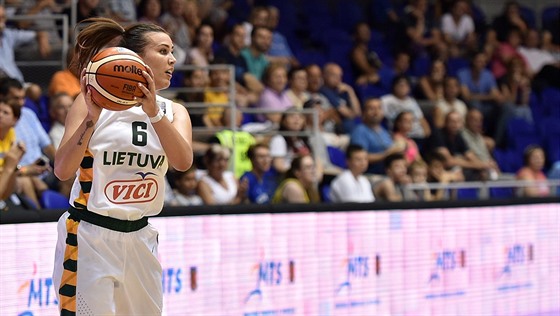 Litevská basketbalistka Kamilé Nacickaitéová