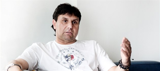 Vladimír Růžička je jedním z kandidátů na nového trenéra Litvínova Vladimír Růžička je jedním z kandidátů na nového trenéra Litvínova