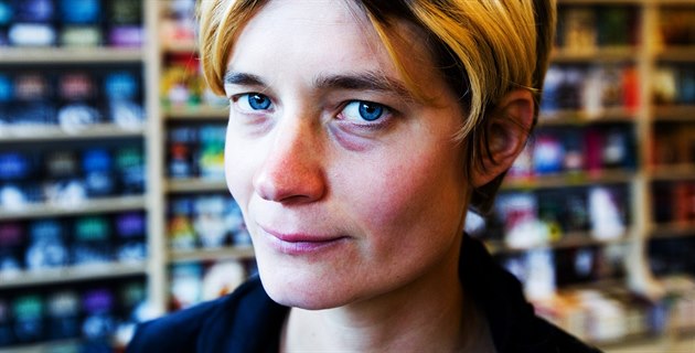 Spisovatelka Petra Hůlová Spisovatelka Petra Hůlová