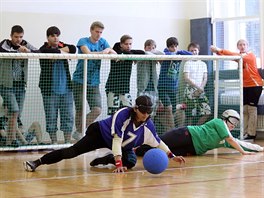 GOALBALL, kolektivn hra pro zrakov postien na olympid dt a mldee v...