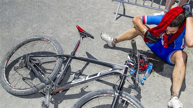 esk bikerka Tereza Hukov v cli zvodu na Evropskch hrch.