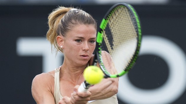 Italsk tenistka Camila Giorgiov ve finle turnaje  v Hertogenboschi.